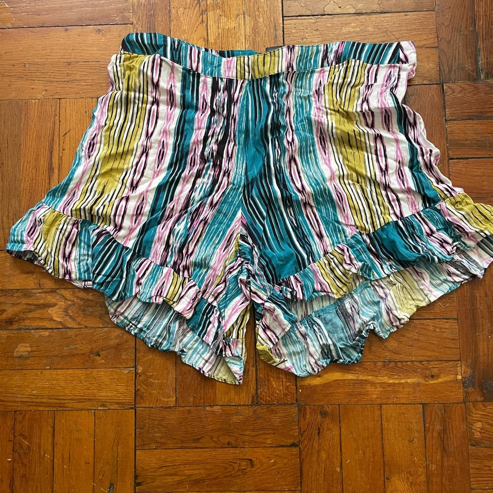 Ashley Stewart Ruffle Shorts 18/20